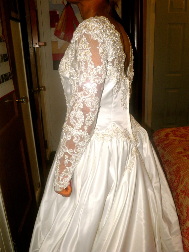 Side view Wedding Dress