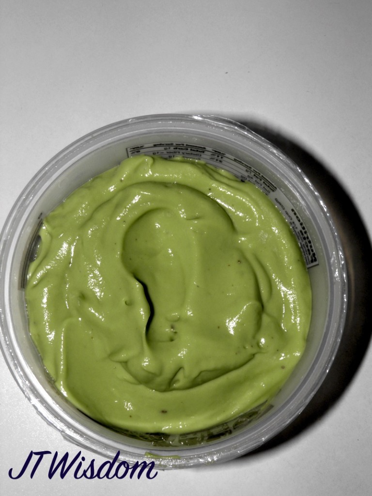 Avocado-Hair-Treatment-in-the-Container