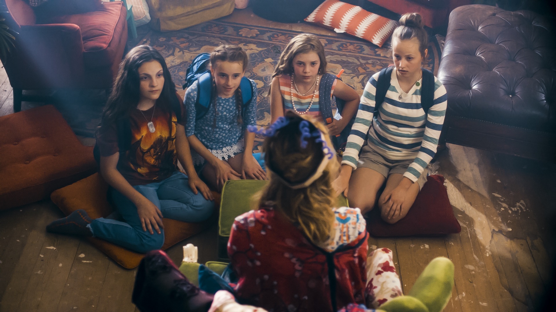 Little Women (Movie Review) - Bubbling with Elegance and Grace